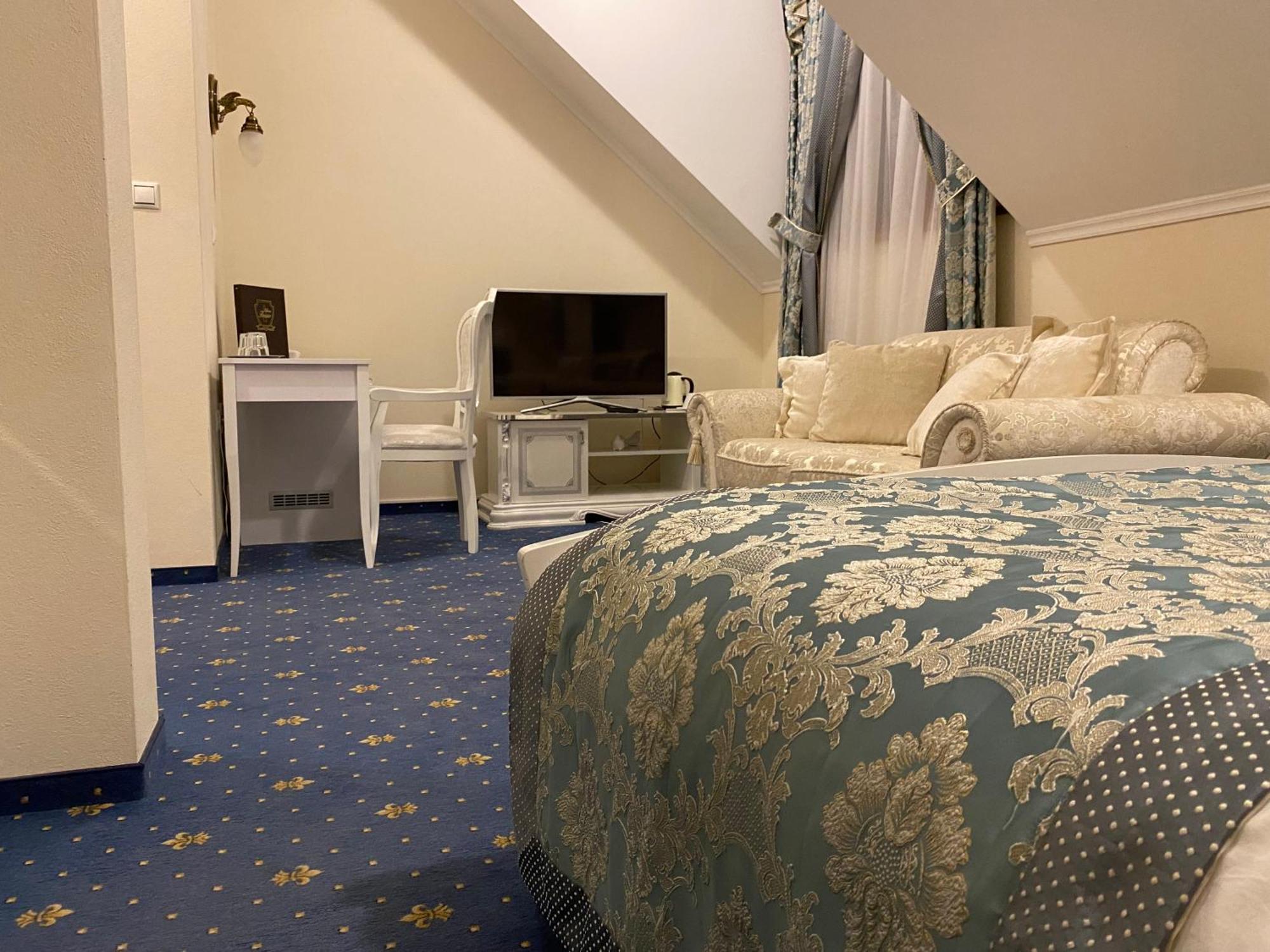 Hotel Viliam Frano Nitra Luaran gambar