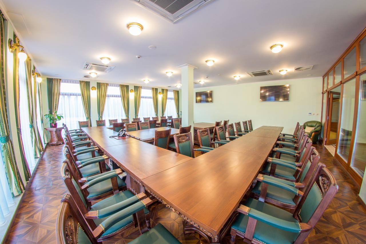 Hotel Viliam Frano Nitra Luaran gambar